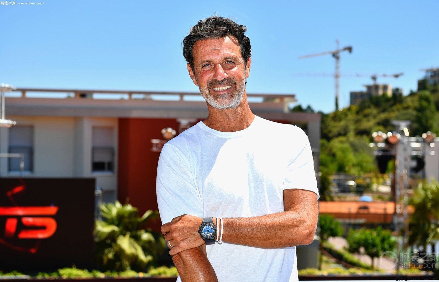 自于他的突 自于他的突